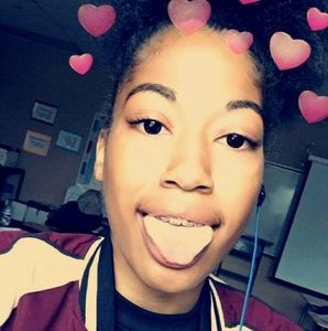 Meet your Posher, Christiana